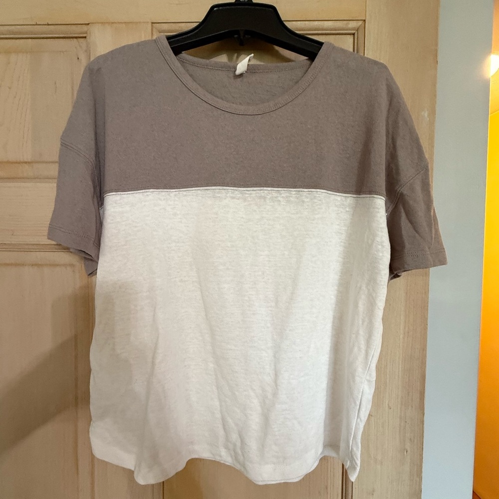 Wishlist Gray and White Boxy Short Sleeve Tee